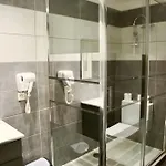 Mas La Farelle D'hote,fitness&salle De Jeux Gratuite&spa En Supplément Nimes