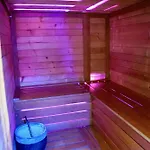 Frühstückspension Mas La Farelle D'hote,fitness & Salle De Jeux Gratuite & En Supplement Nîmes