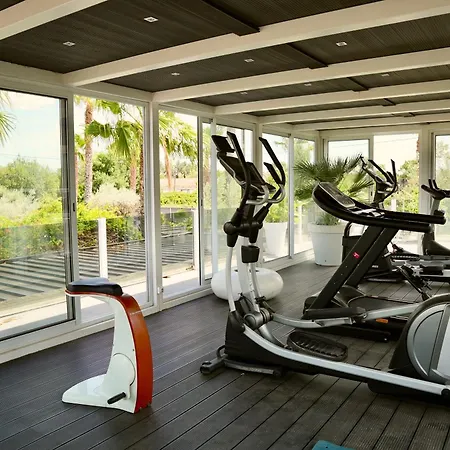 Mas La Farelle D'hote,fitness&salle De Jeux Gratuite&spa En Supplément 4*