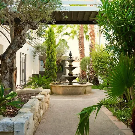 Mas La Farelle D'hote,fitness&salle De Jeux Gratuite&spa En Supplément Bed & Breakfast 4*